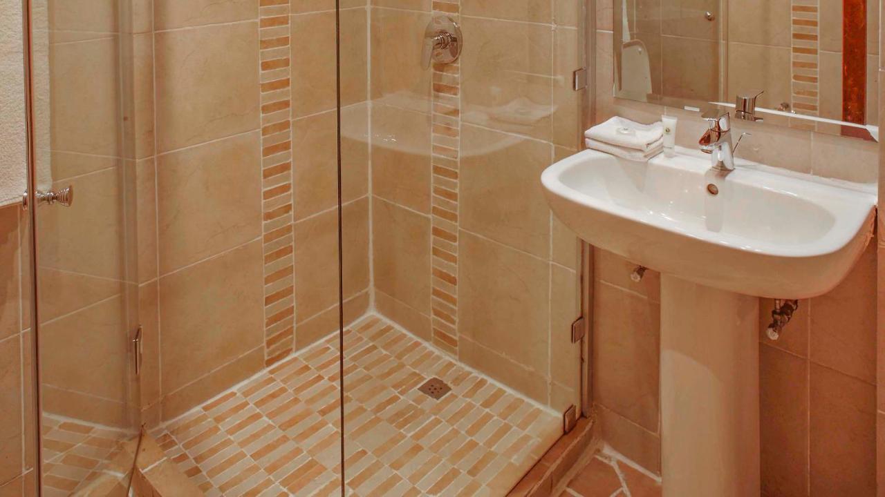 The Ark Lodge Nyeri Luaran gambar
